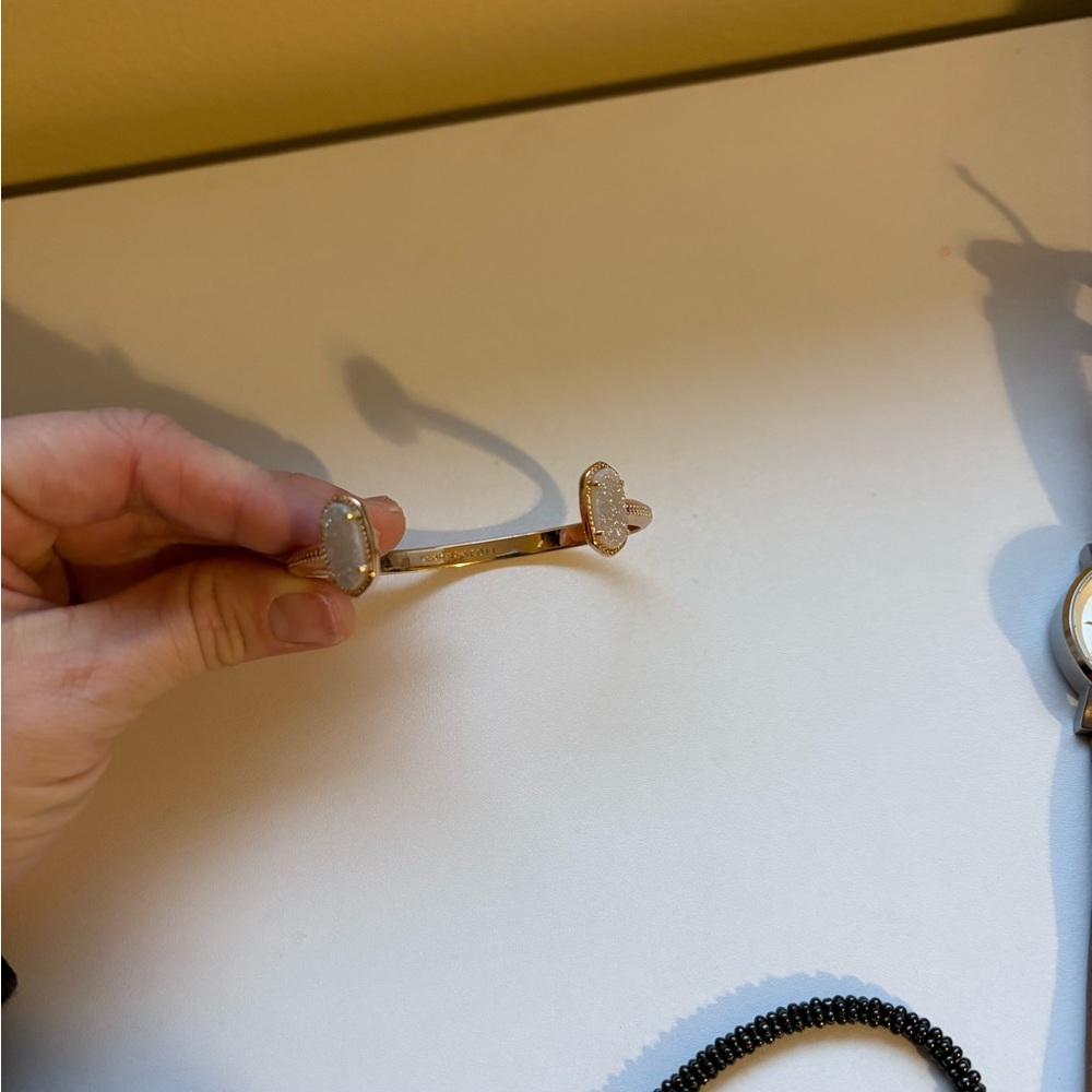 Kendra Scott bracelet